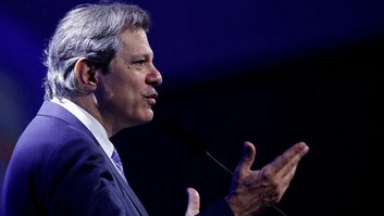 PlatôBR: Alvo da alta do IOF, crédito para empresas cresce mesmo com juros elevados