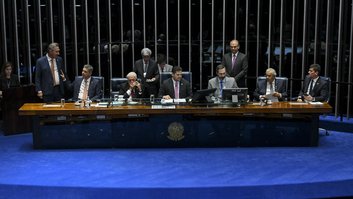 Senado deve votar nesta terça projeto que legaliza cassinos, bingos e jogo do bicho