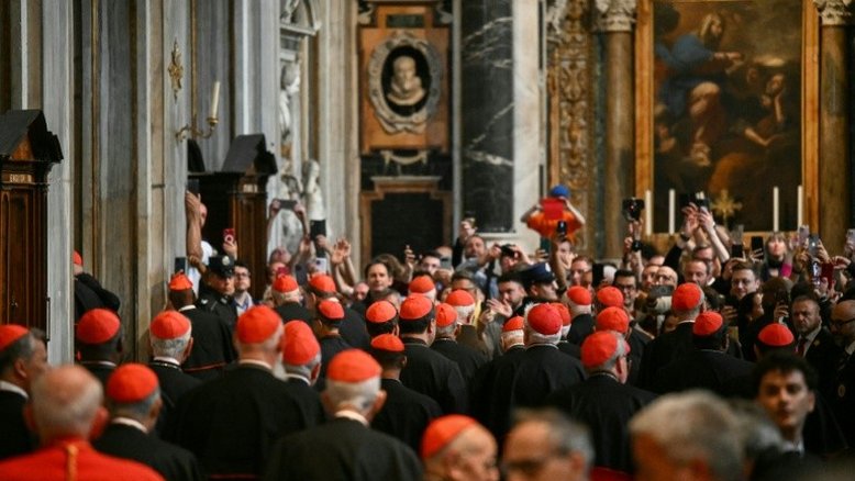 O que se sabe do conclave
