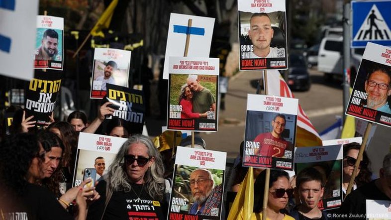Israelenses elevam pressão sobre governo por acordo de reféns