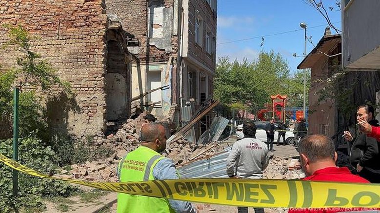 Série de terremotos atingem Turquia e deixam dezenas de feridos