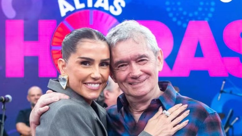 Serginho Groisman e Déborah Secco no 'Altas Horas'