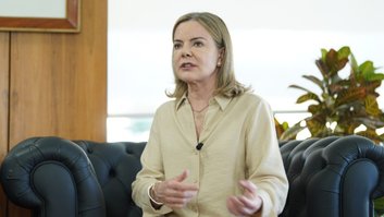 Ministra da articulação política, Gleisi Hoffmann