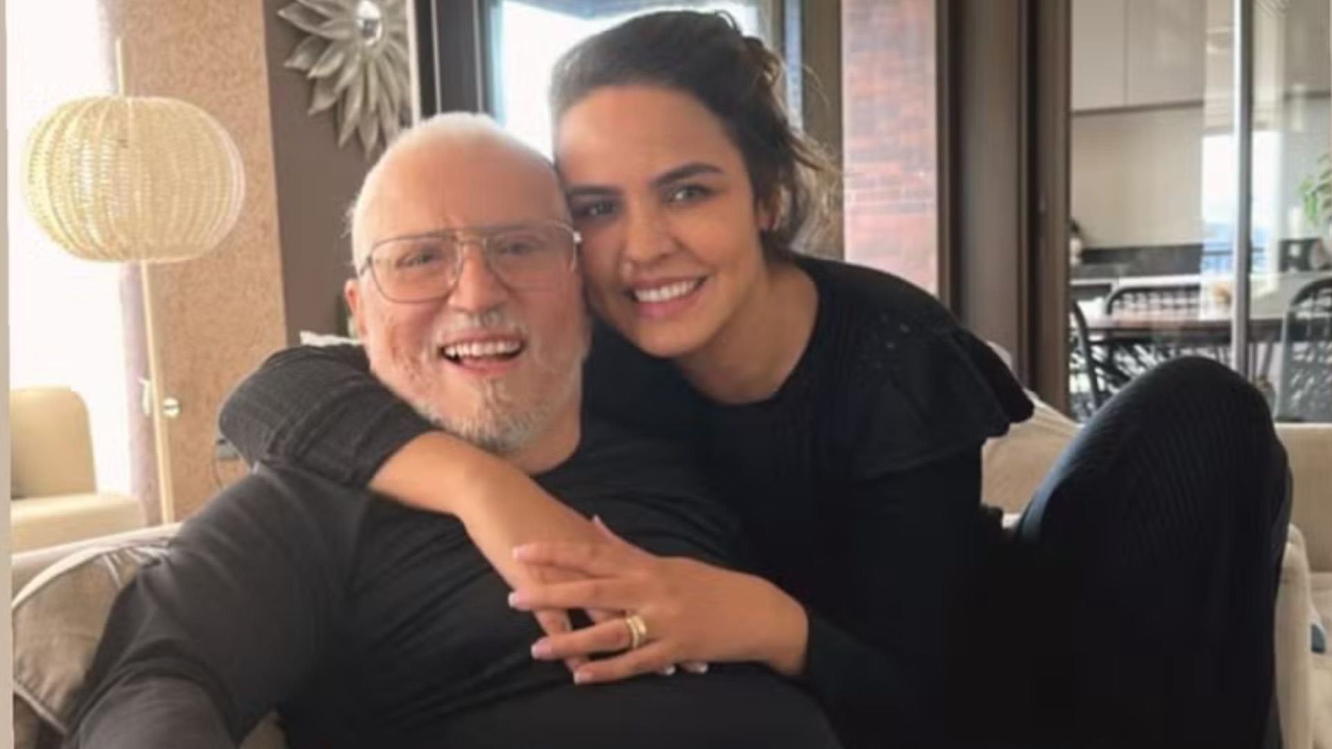 Carlos Alberto de Nóbrega sai em defesa da atual esposa após acusações de  sua ex - ISTOÉ Independente