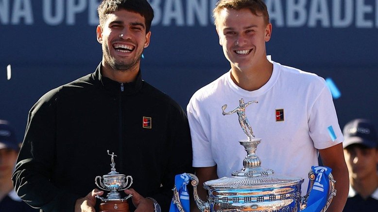 Rune vence Alcaraz e conquista ATP 500 de Barcelona