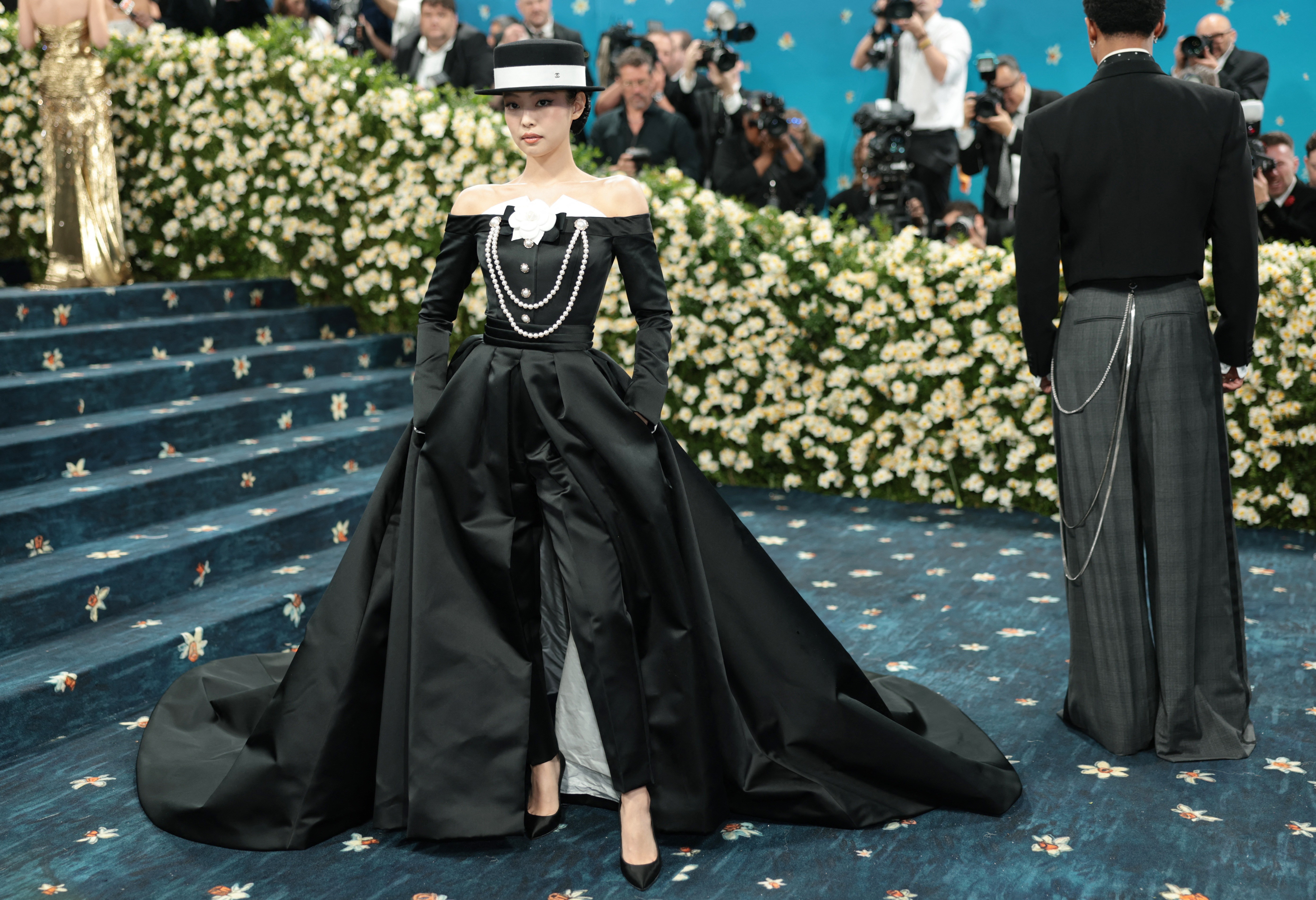 Met Gala 2025: veja os looks mais incríveis que passaram pelo tapete vermelho 4 Met Gala 2025: veja os looks mais incríveis que passaram pelo tapete vermelho