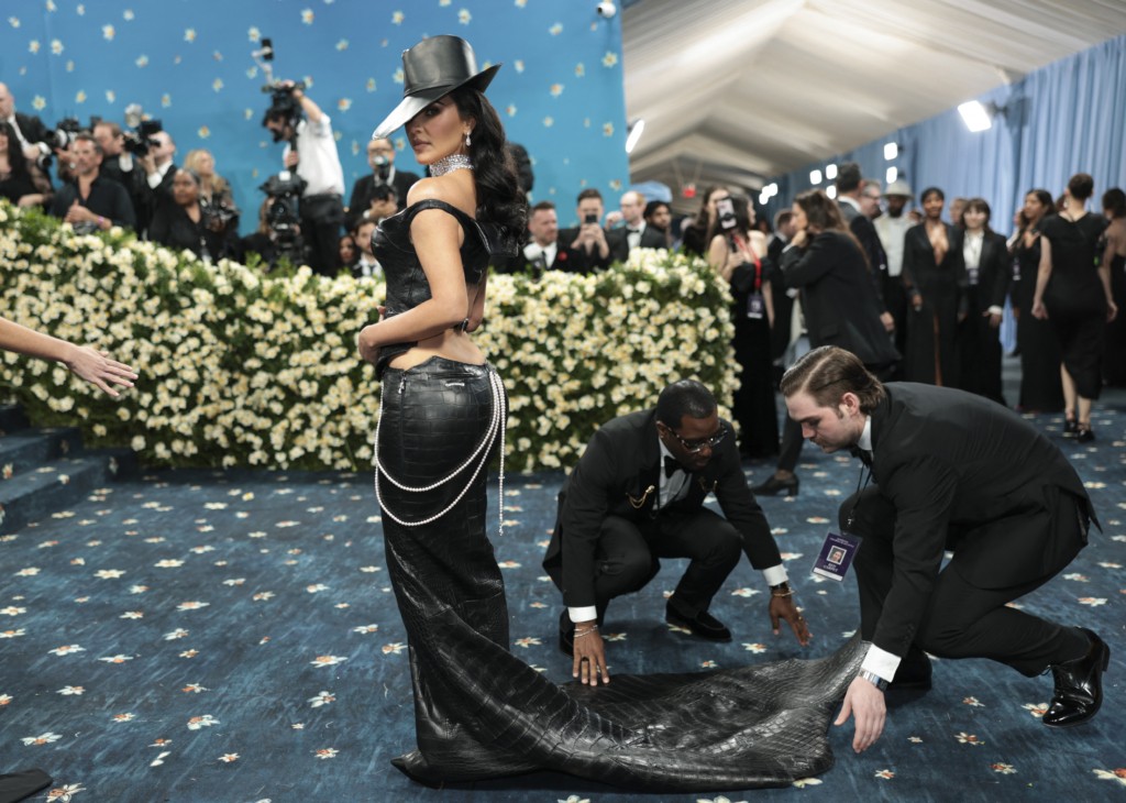 Met Gala 2025: veja os looks mais incríveis que passaram pelo tapete vermelho 22 Met Gala 2025: veja os looks mais incríveis que passaram pelo tapete vermelho