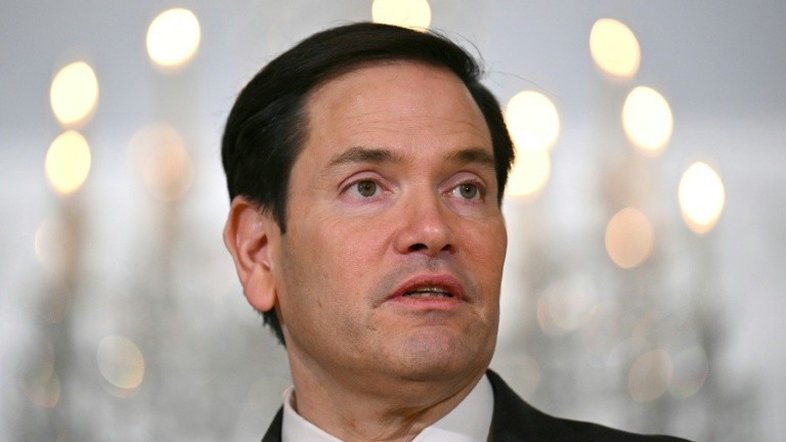 O secretário de Estado americano Marco Rubio nas dependências do Departamento de Estado em Washington, em 22 de maio de 2025 - AFP