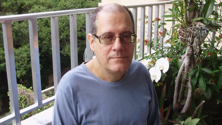 Paulo Henriques Britto é eleito imortal da ABL; conheça a trajetória