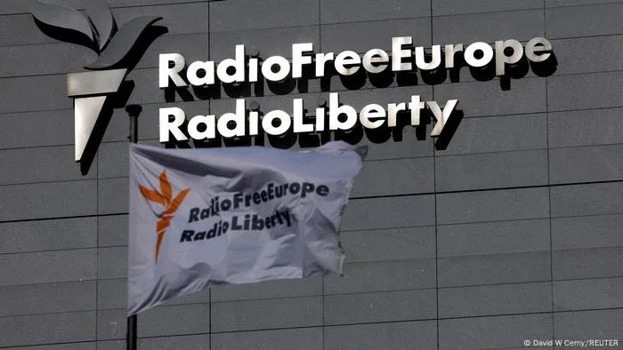 UE libera recursos para rádio após congelamento dos EUA