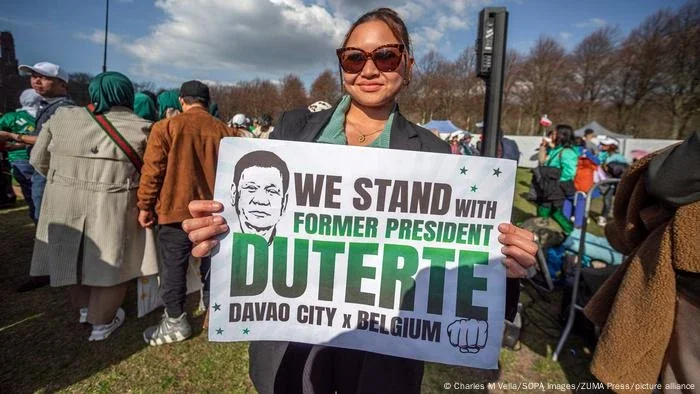 Preso em Haia, Duterte vence eleição para prefeito nas Filipinas