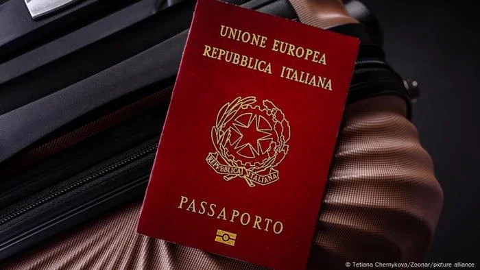 Itália aprova lei que dificulta obtenção de cidadania; veja o que muda
