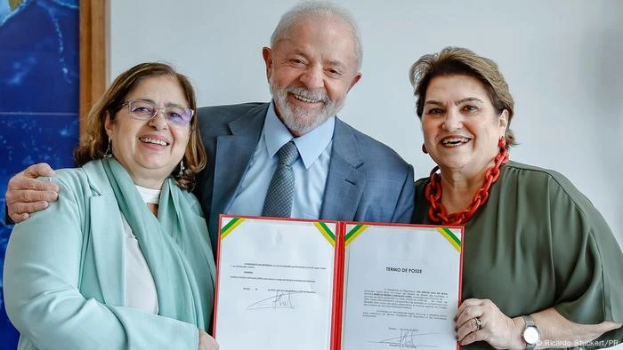Lula oficializa troca de comando no Ministério das Mulheres