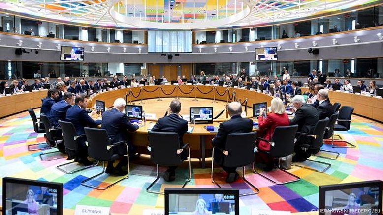 União Europeia suspende sanções econômicas contra a Síria