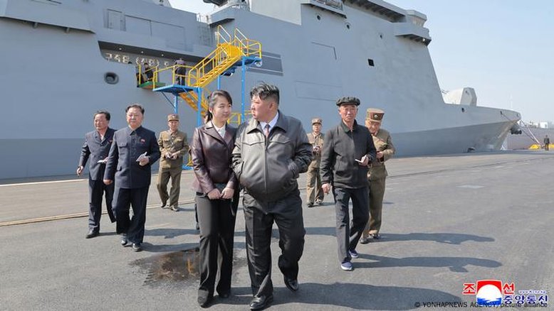 Falha frustra batismo de navio de guerra na Coreia do Norte