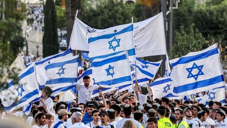 Marcha de extremistas israelenses acaba em violência em Jerusalém