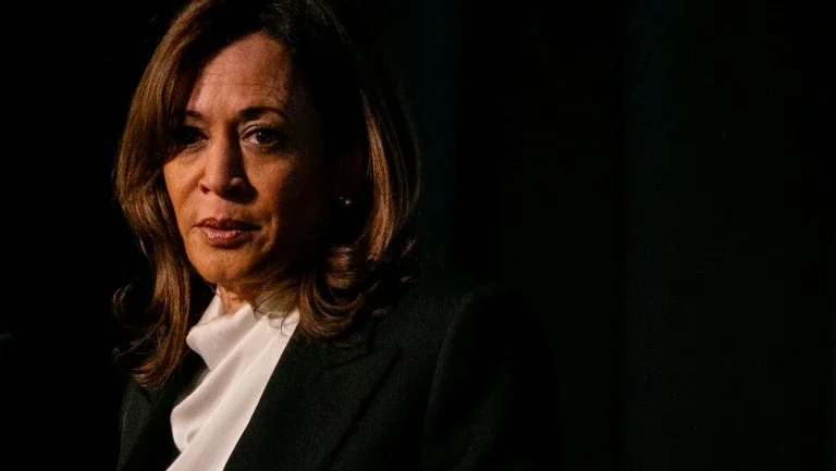 Trump quer investigação de celebridades que apoiaram Kamala Harris