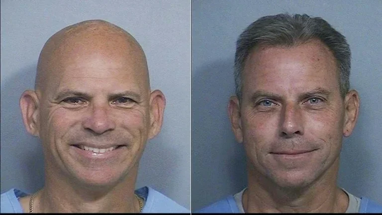 Justiça muda sentença de irmãos Menéndez e liberdade condicional é possível