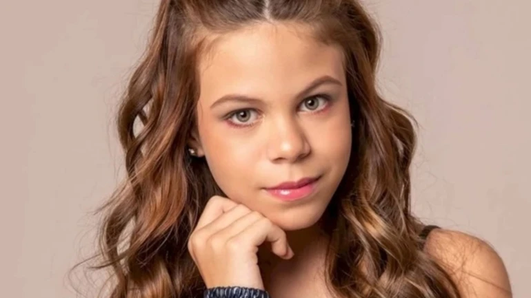 Millena Brandão, atriz mirim do SBT, está internada com um tumor no cérebro