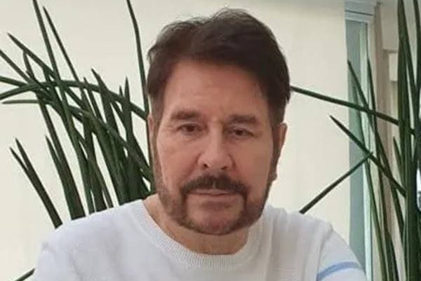 Diretor de marketing do Corinthians pede demissão por e-mail - ISTOÉ ...