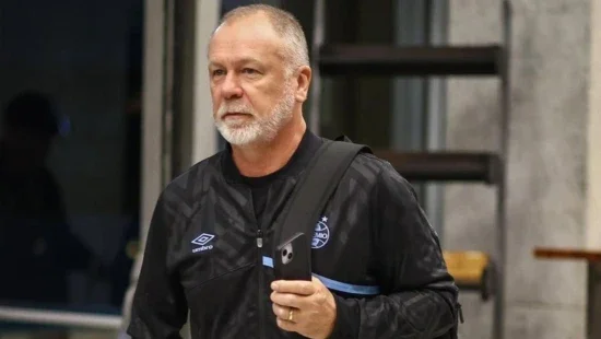 Mano Menezes