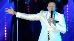 Polícia investiga nos EUA o cantor Smokey Robinson após processo por agressão sexual
