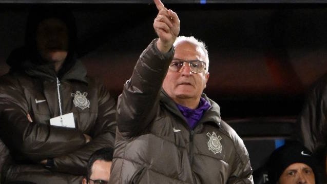 Dorival Jr., técnico do Corinthians