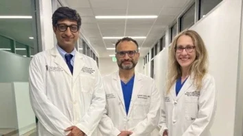 medicos-retiram-olho-paciente-foto