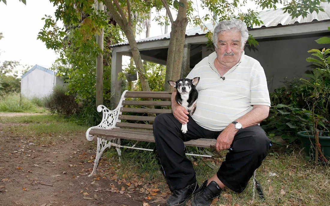 Em 6 imagens, relembre a trajetória de José "Pepe" Mujica 12 Em 6 imagens, relembre a trajetória de José "Pepe" Mujica