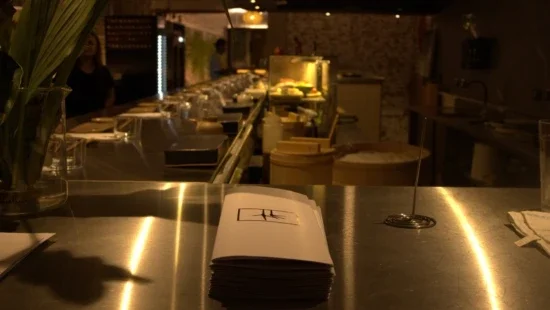 standing-sushi