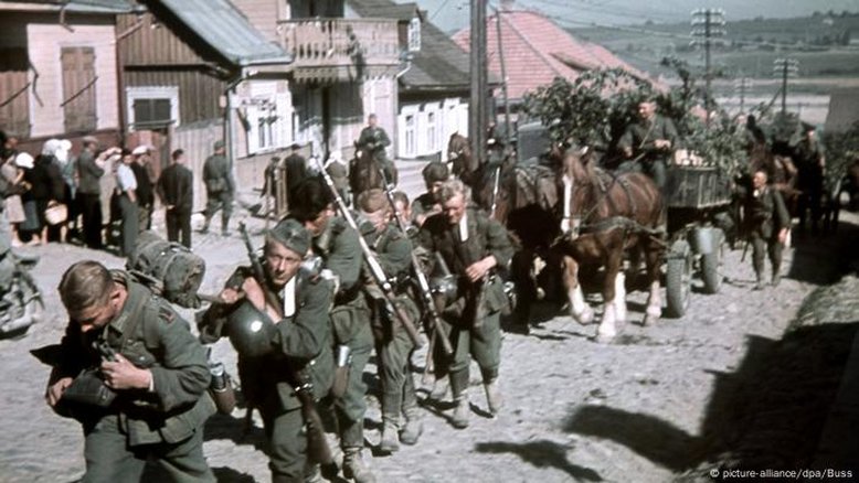 1941: Alemanha nazista invade a URSS