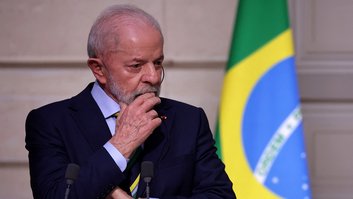 Lula é desaprovado por 52,9%; avaliação negativa do governo é de 40,4%, diz CNT/MDA