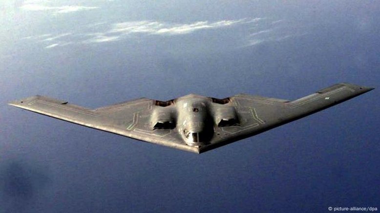 EUA enviam bombardeiros, e tensão no Oriente Médio escala