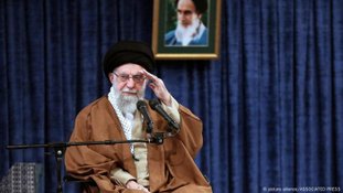 Quem é aiatolá Ali Khamenei, o líder supremo do Irã