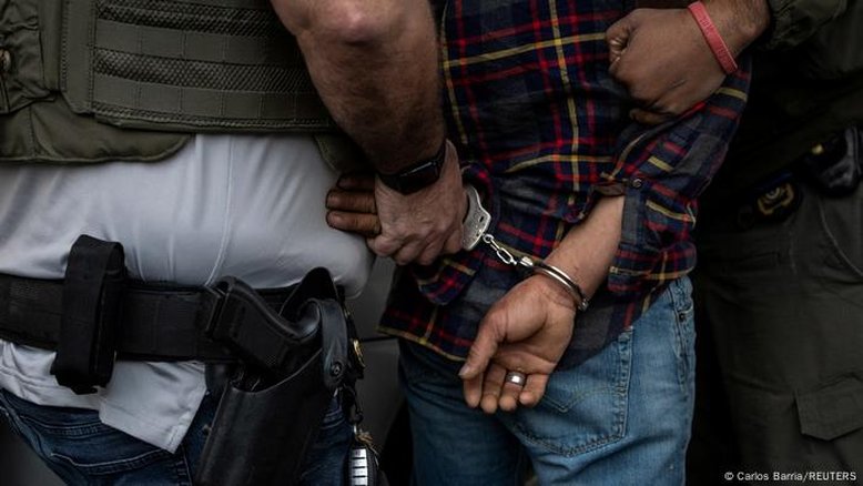Suprema Corte dos EUA libera deportações para países terceiros