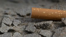 Fumantes manifestam incômodo com proibição do cigarro nas praias da França