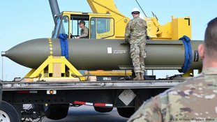 EUA avaliam uso de bomba antibunker contra o Irã