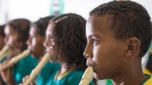 Projeto de ensino musical patrocinado pela Vale
