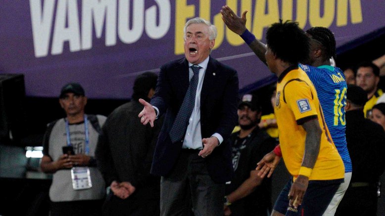 REUTERS/Santiago Arcos