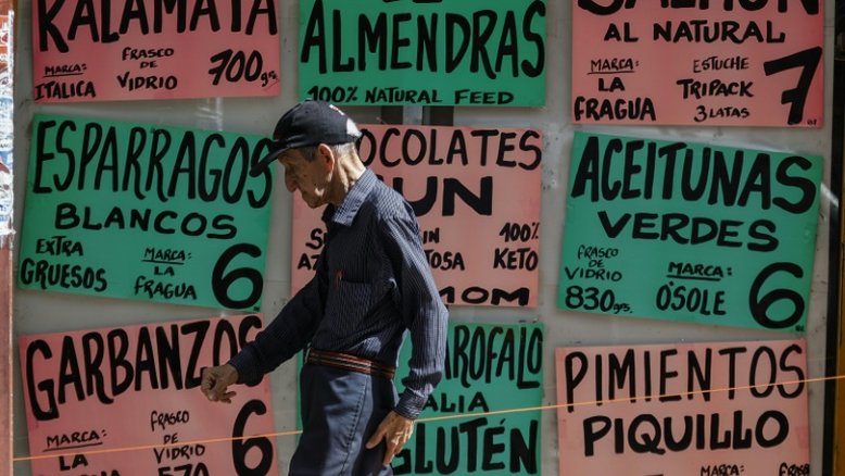 Venezuela soma 50 presos em ofensiva contra dólar paralelo