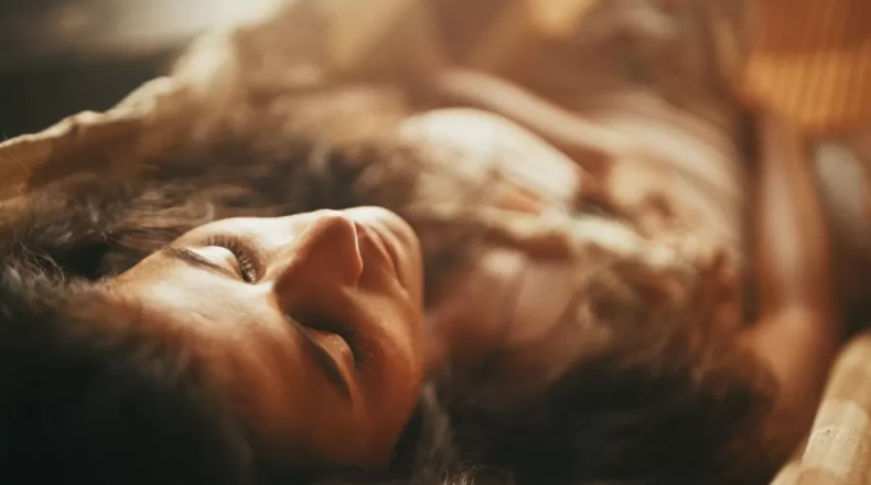 Isadora Cruz fala pela 1ª vez sobre cena de masturbação em novela 2 Isadora Cruz fala pela 1ª vez sobre cena de masturbação em novela