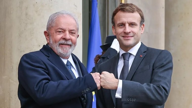 Luiz Inácio Lula da Silva e o presidente francês Emmanuel Macron