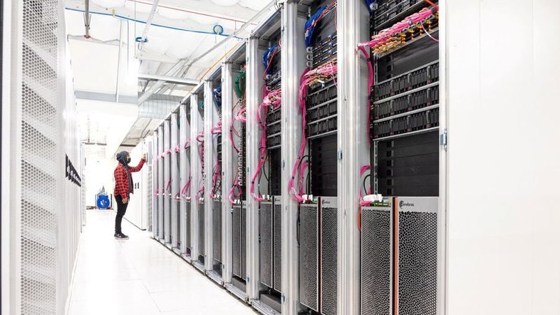 Investimentos em datacenters disparam com corrida por IA
