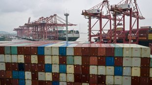 Exportações da China aumentam em junho, em particular as destinadas aos Estados Unidos
