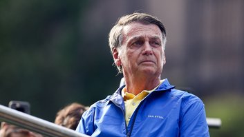 Bolsonaro e Malafaia são protagonistas de ascensão evangélica em documentário