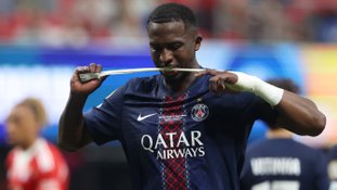 Zagueiro Willian Pacho foi expulso contra o Bayern; fifa