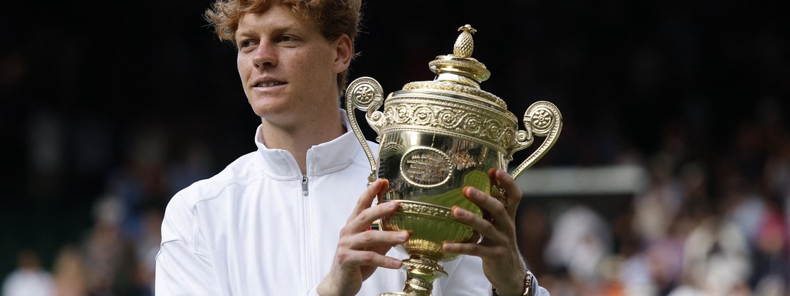 Sinner vence revanche contra Alcaraz de virada e conquista o título de Wimbledon