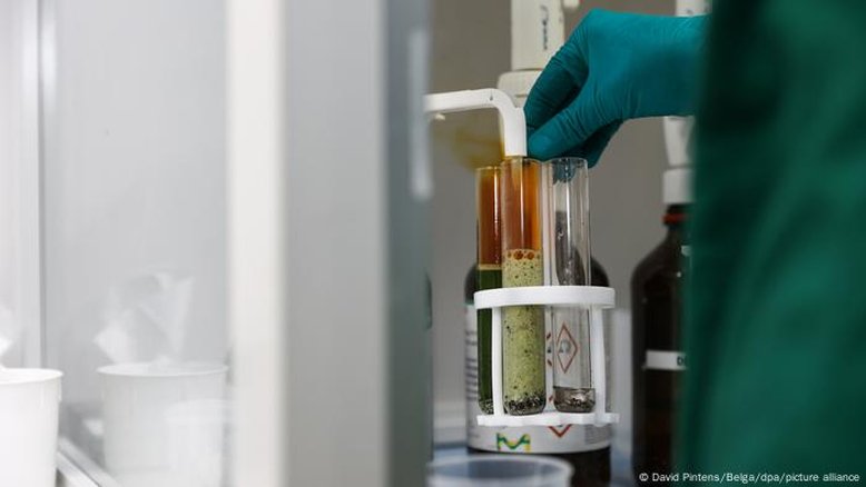 Quem responsabilizar pela contaminação com substâncias químicas "eternas"?