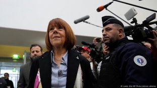 Gisèle Pelicot recebe a mais alta honraria da França
