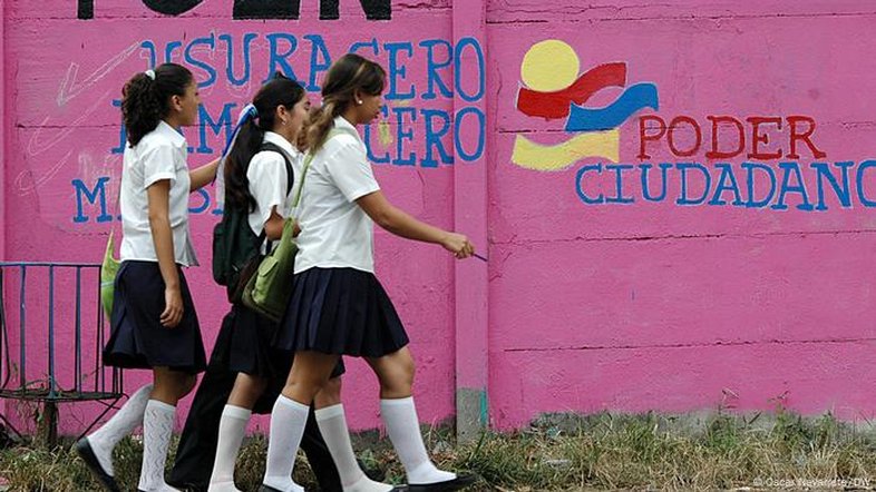 Na Nicarágua, lealdade ao regime é ensinada desde a escola